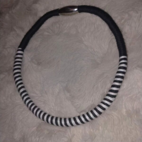 Collier Jack (partie unie et partie bicolore) – Image 2