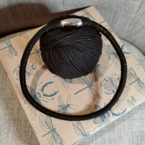 Collier avec un coloris uni